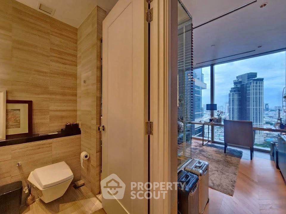 picture 2-BR Condo at Four Seasons Private Residences Bangkok near BTS Saphan Taksin (ID 2301803) - 2/4
