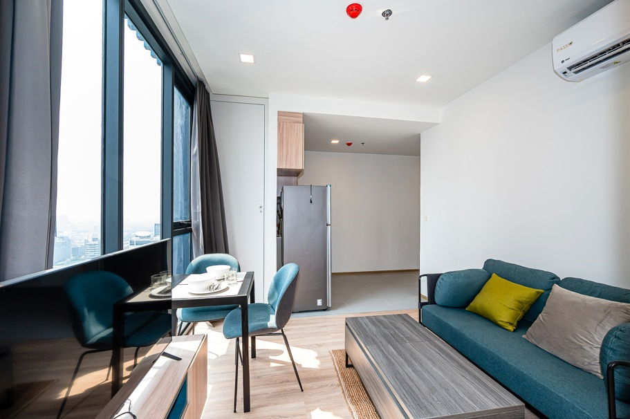 picture Condo for Rent XT Phayathai (CR03314) - 1/9