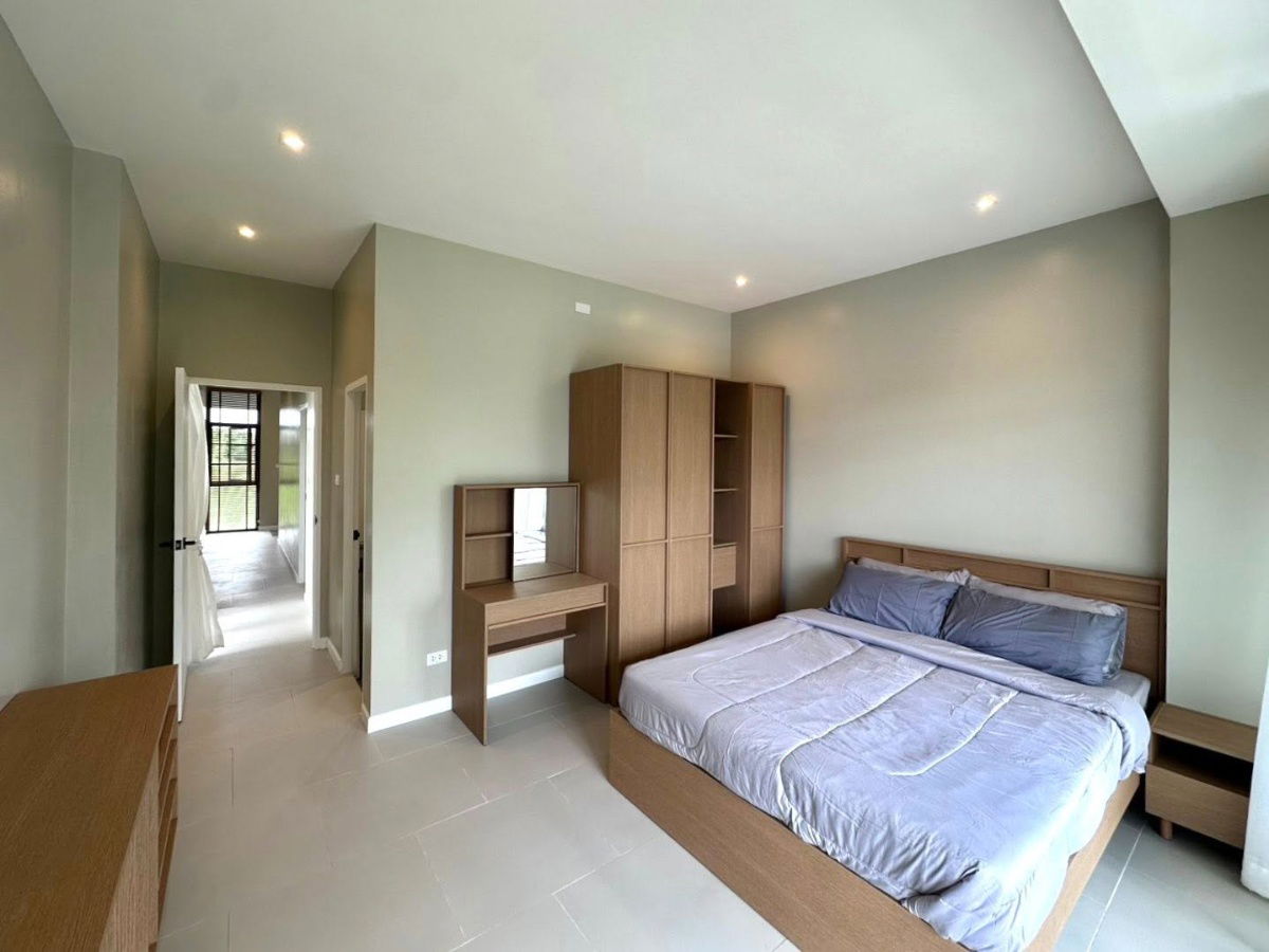 picture Two-story pool villa for sale 3 bedrooms 4 bathrooms and 3 parkings. - 11/23