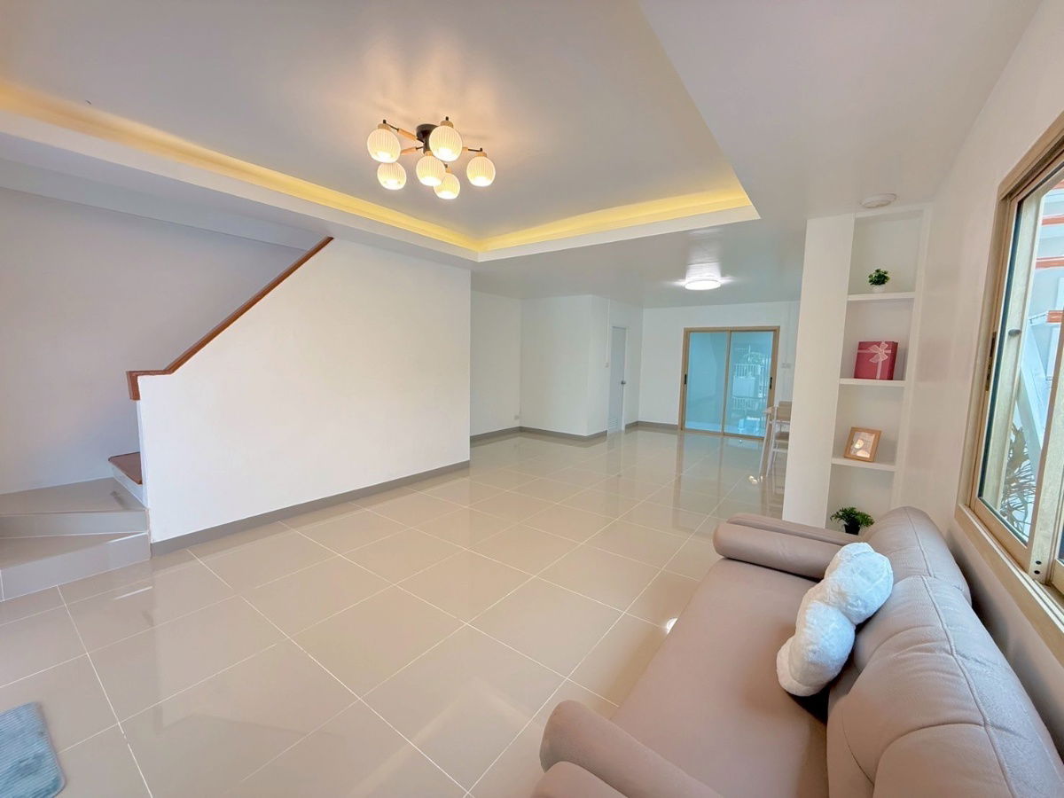 รูป ทาวน์เฮ้าส์ 2 ชั้น บัวทอง 4 หลังมุม | 33 ตร.วา | ถนนเมน ต่อเติมจัดเต็ม | 2.79 ลบ. ฟรีโอน!  - รูปที่ 10/20