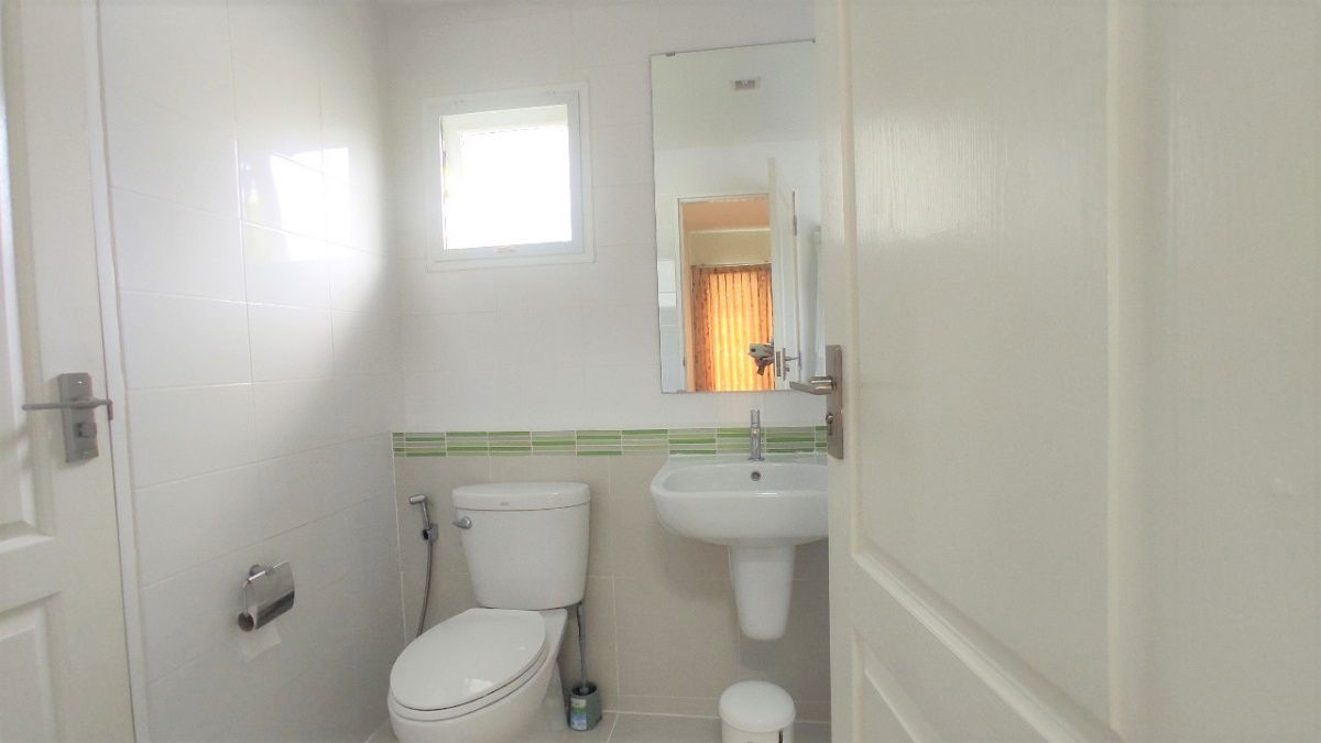 picture Two-story detached house for rent.There are 3 bedrooms and 2 bathrooms. - 16/25