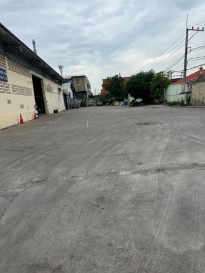 picture For rent Warehouse area 1,940 sq.m. at Sai4 road - 6/8