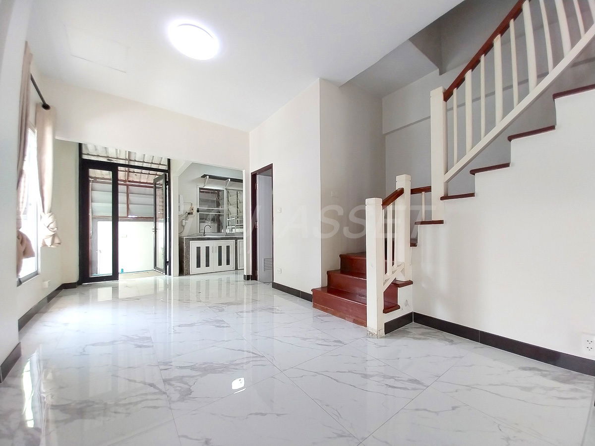 รูป ขายทาวน์เฮ้าส์ 3 ชั้น (หลังมุม) ม.ฟลอร่าวิลล์ ซอย เฉลิมพระเกียรติ 22  - รูปที่ 4/14