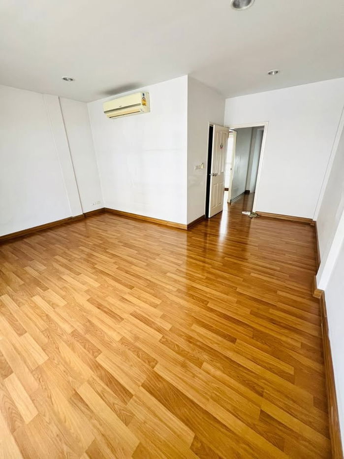 รูป HR3038ให้เช่าทาวน์โฮม 3 ชั้น บ้านกลางเมือง Urbanion พระราม 9-ลาดพร้าว ซ. ลาดพร้าว 84 เหมาะอยู่อาศัย - รูปที่ 14/16