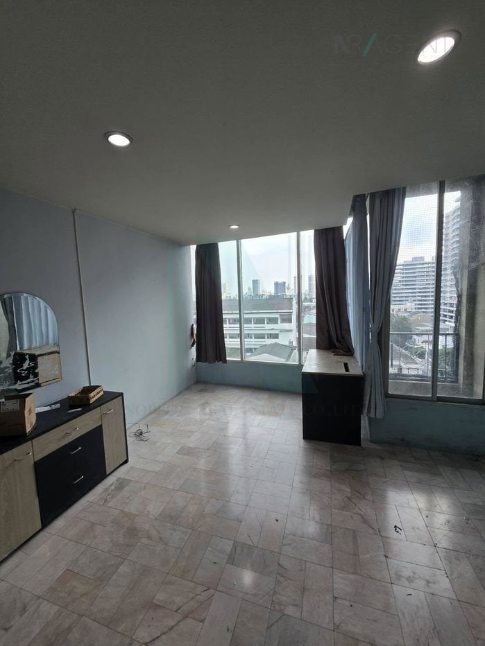 รูป ขายคอนโด ลาเมซอง พหลโยธิน 24 อาคาร 1 ชั้น 8 สตูดิโอ ขนาด 33 ตรม ใกล้ โรงพยาบาลวิภาวดี - รูปที่ 2/8