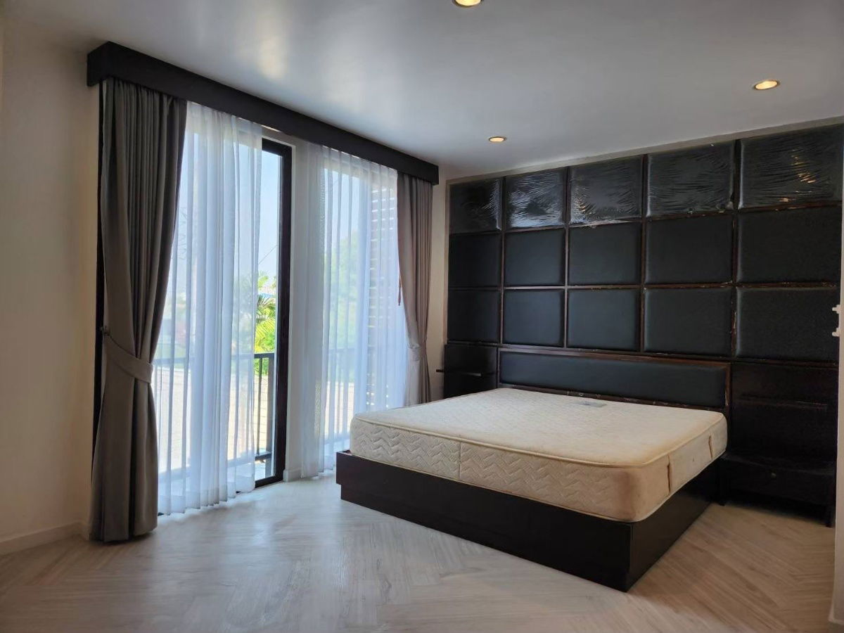 picture ST13695 - Townhome Areeya Mandarina Sukhumvit 77 - 4/13