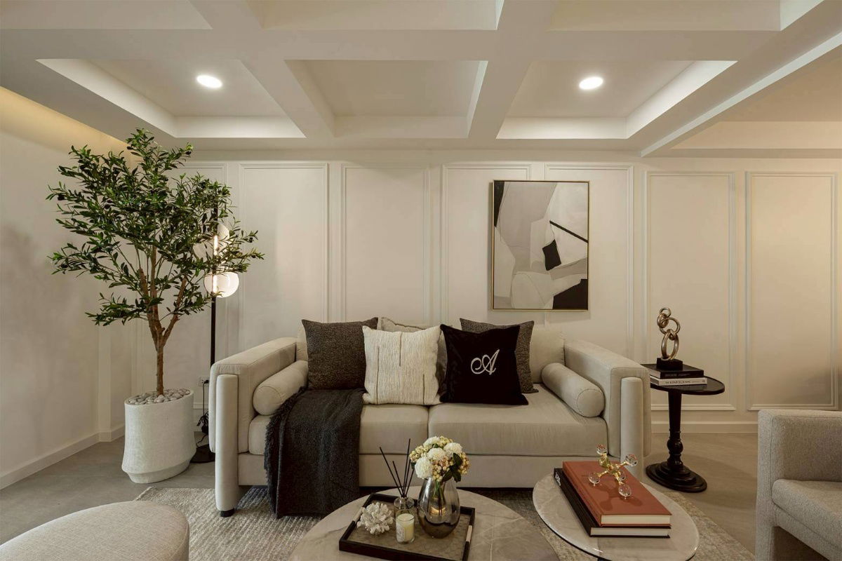 picture Sales 2-story townhome newly renovated in a luxurious modern classic style Khlong Tan Niwet Village, Soi Pridi Banomyong 42 - 2/11