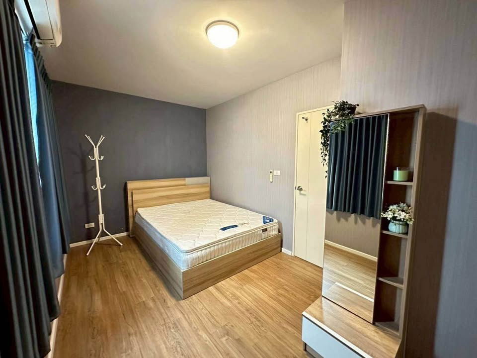 picture For rent Ban Klang Muang Ratchaphruek-Rama5 fully furnished - 8/17