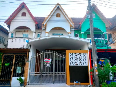 ทาวน์โฮม นครปฐม : 🏡 𝗖𝗢𝗡𝗗𝗢 𝗙𝗢𝗥 𝗦𝗔𝗟𝗘 | บ้านรีโนเวทพร้อมอยู่ Baan Chat Manee 2 (บ้านฉัตรมณี 2 ซอย 2) ⚡️