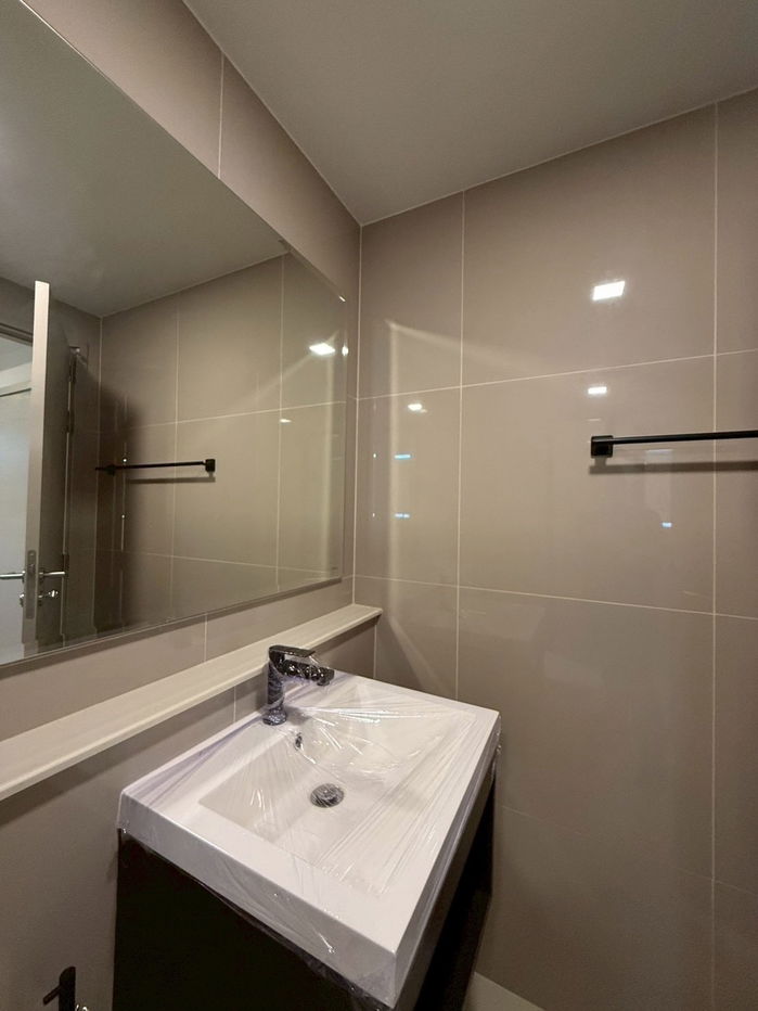 รูป คอนโด 2 ห้องนอน ติดรถไฟฟ้า 0 เมตร ใกล้ห้างดัง ราคาต่ำกว่าตลาด พื้นที่กว้างเป็นสัดส่วน พื้นที่ส่วนกลางครบครัน - รูปที่ 8/41