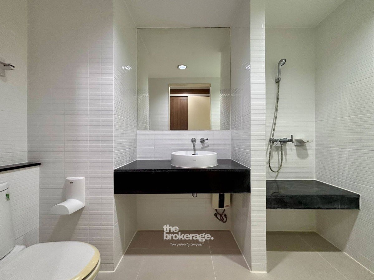 picture Urgent sale, Ideo Ladprao 5, 1 bedroom, 33 sqm.  2.65 MB only!! Line: @thebrokerage - 6/19