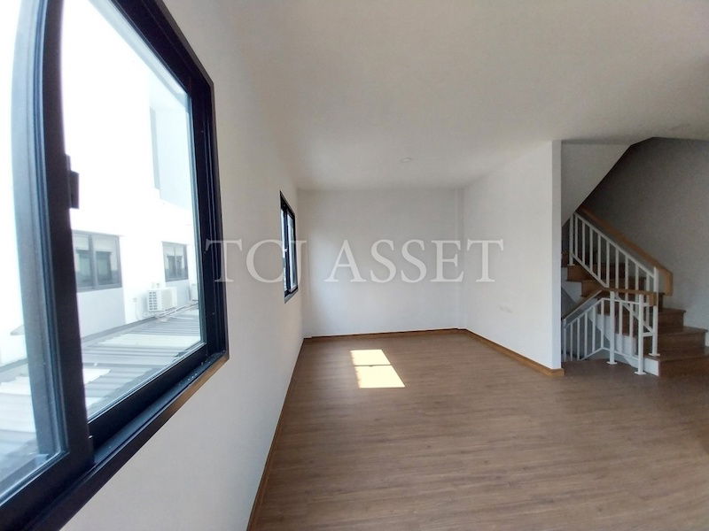 รูป ขาย ทาวน์เฮ้าส์ 3 ชั้น ม.ลุมพินี ทาวน์เพลส สุขุมวิท-ศรีนครินทร์ - รูปที่ 7/13