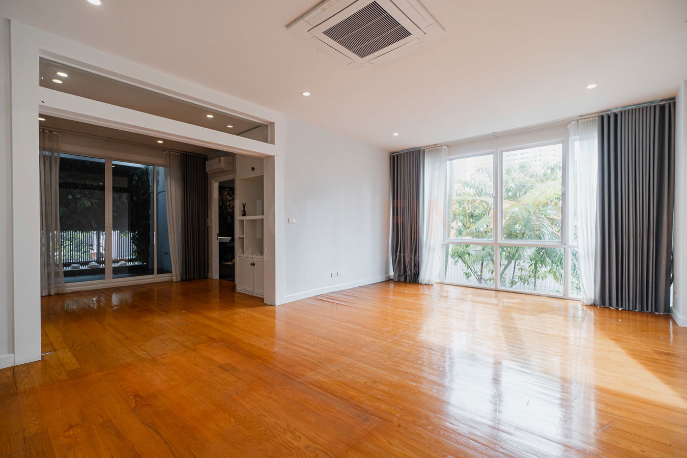 รูป House Soi PhromSi 2 Sukumvit 49 4 bedrooms, for rent - รูปที่ 11/31