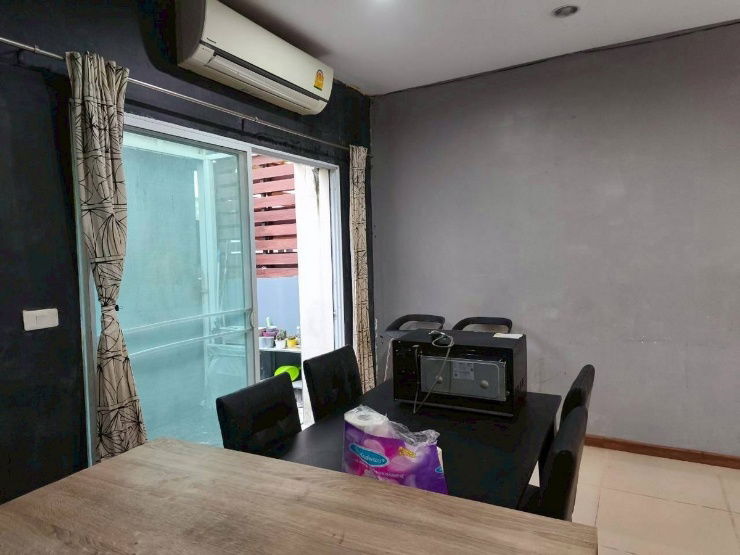 รูป 🏡 ปล่อยเช่า ทาวน์โฮม 3 ชั้น วิลเลต ซิตี้ พัฒนาการ — 18,000/เดือน
4 ห้องนอน แอร์ 5 ตัว เฟอร์ครบ ทำเลดีใกล้พัฒนาการ–ศรีนครินทร์ พร้อมอยู่ทันที 💫 - รูปที่ 3/28