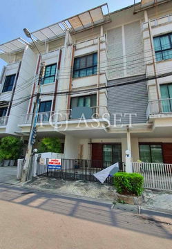 Townhouse for Sale : Areeya Mandarina Sukhumvit 77