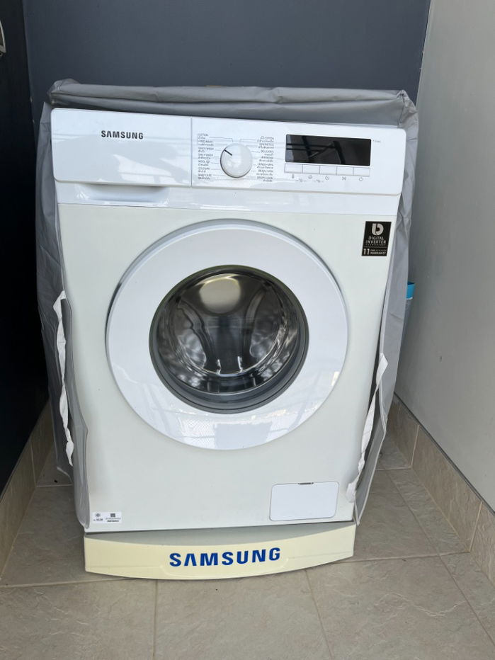 รูป ขายด่วน คอนโดหรู ติดชายหาดจอมเทียน Reflection Jomtien, 2 นอน 2 น้ำ, 116 Sq.m. วิวหาดจอมเทียน และวิวสวนน้ำและสระว่ายน้ำ. ขาย 11.9 ล้านบาท - รูปที่ 17/23