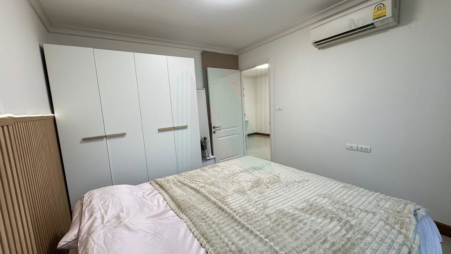 picture ð For Rent Condo CHATEAU IN TOWN PHAHOLYOTHIN 11 Building 1, Floor 8,1 bed room, Room size 45 sqm - 7/8