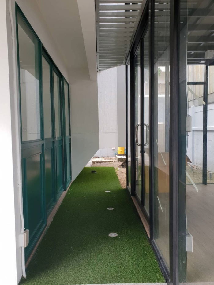 picture Home Office for Rent on Sukhumvit 64 – Excellent Location Only 700 meters from BTS Punnawithi Large land size: 100 sq.w., with parking for 7–8 cars - 20/20