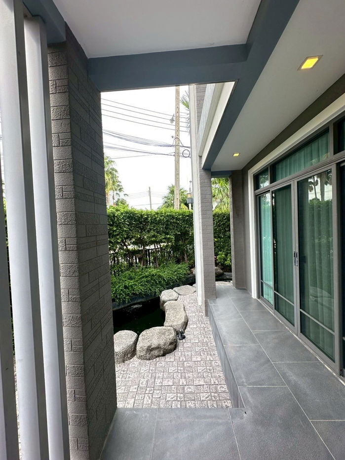 picture Luxury house for sale, The Palm Pattanakarn project - 7/21