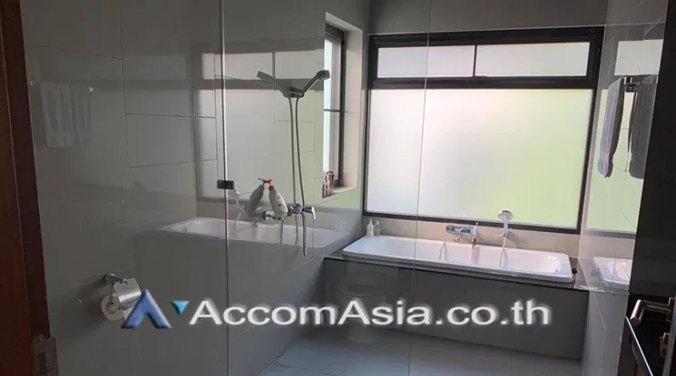 picture 🔼🔽 AccomA 📩 Private Swimming Pool 5 BR House in Phra Khanong Nuea (13000256) - 11/19