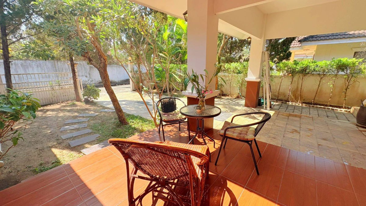 รูป ให้เช่าบ้านเดี่ยวชั้นเดียวในโครงการ มี 3 ห้องนอน 3 ห้องน้ำ 1 ห้องครัว จอดรถได้ 2 คัน .  - รูปที่ 3/20