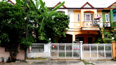 Townhouses for sale Panya Indra : 2-bedroom townhouse for sale in K.C. Village, Ramintra 5 (Gant-317)