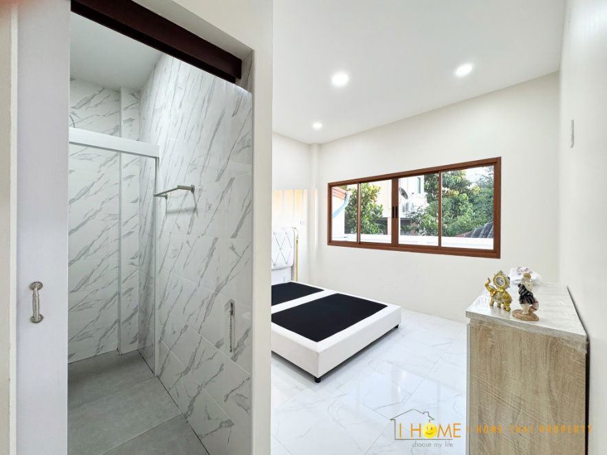 รูป ขายบ้านเดี่ยวสองชั้น 4 ห้องนอน 4 ห้องน้ำ 1 ห้องครัว - รูปที่ 12/37