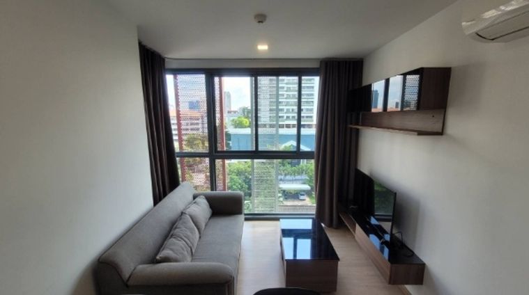 คอนโดให้เช่า ทากะ เฮาส์ เอกมัย 