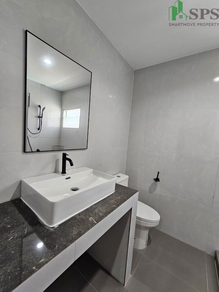 picture Newly renovated Townhome for RENT Sukhumvit 101/1 Near BTS Punnawithi (SPSP570)  - 16/20