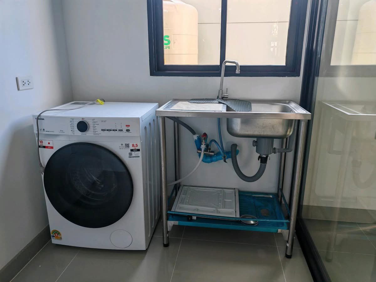 picture Townhome for Rent – Premium Place Phahonyothin–Ramintra 3-storey townhome with 4 bedrooms in a prime location near BTS Sai Yud and Saphan Mai. - 8/17