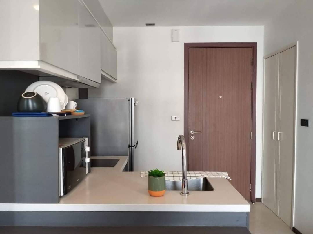 picture BTS Pra Khanong  350 m. Price  17,000 Baht Condo WYNE Sukhumvit ( Rental ) - 7/11