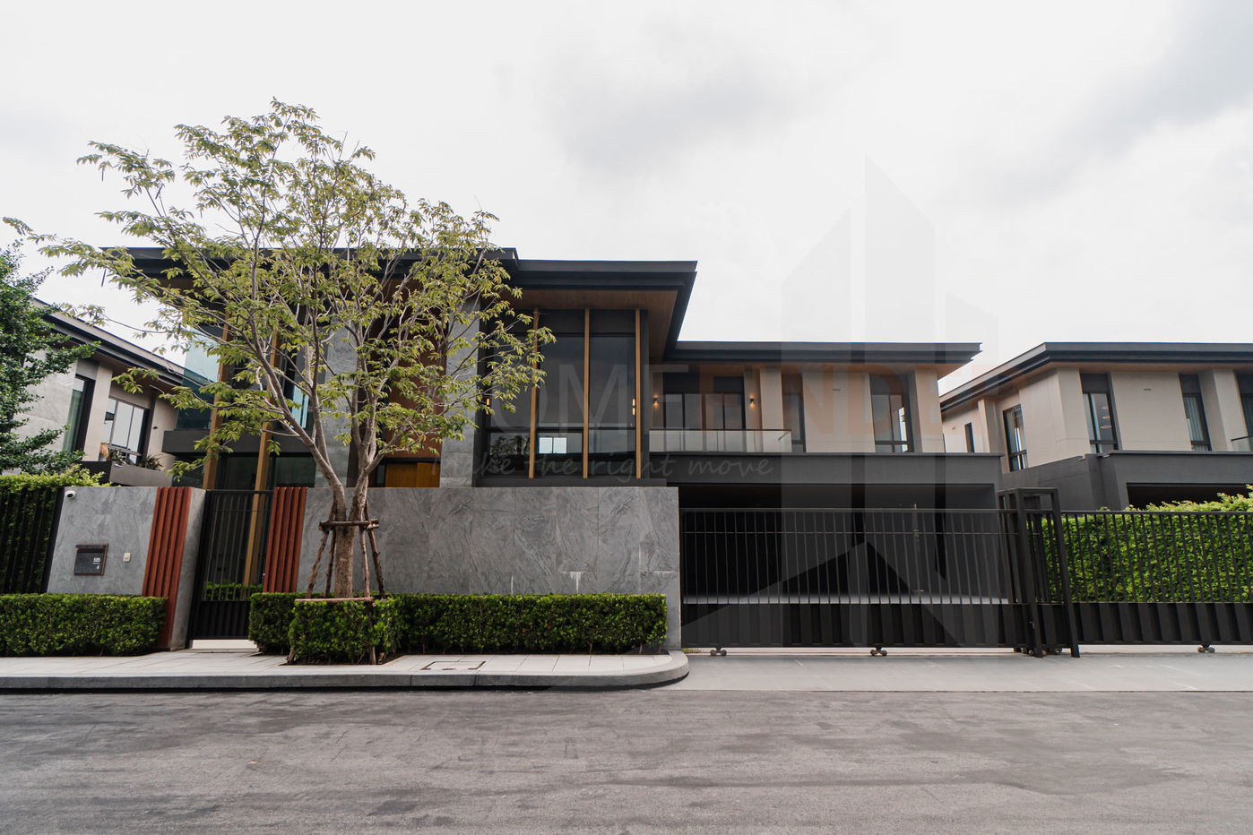 รูป Siraninn Residences Pattanakarn 5 bedrooms, for sale - รูปที่ 11/21