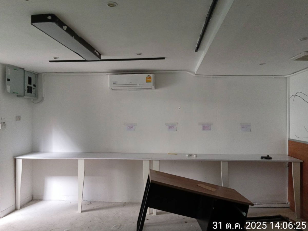 picture Office Buildings for Rent Huai Khwang (Near MRT Huai Khwang) Ready-to-use office compound for rent on Ratchada - 20/22