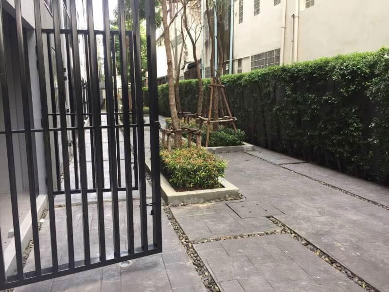 picture Aspire Ladprao 113 Condo for Rent – Only 10,000 THB/Month - 7/11