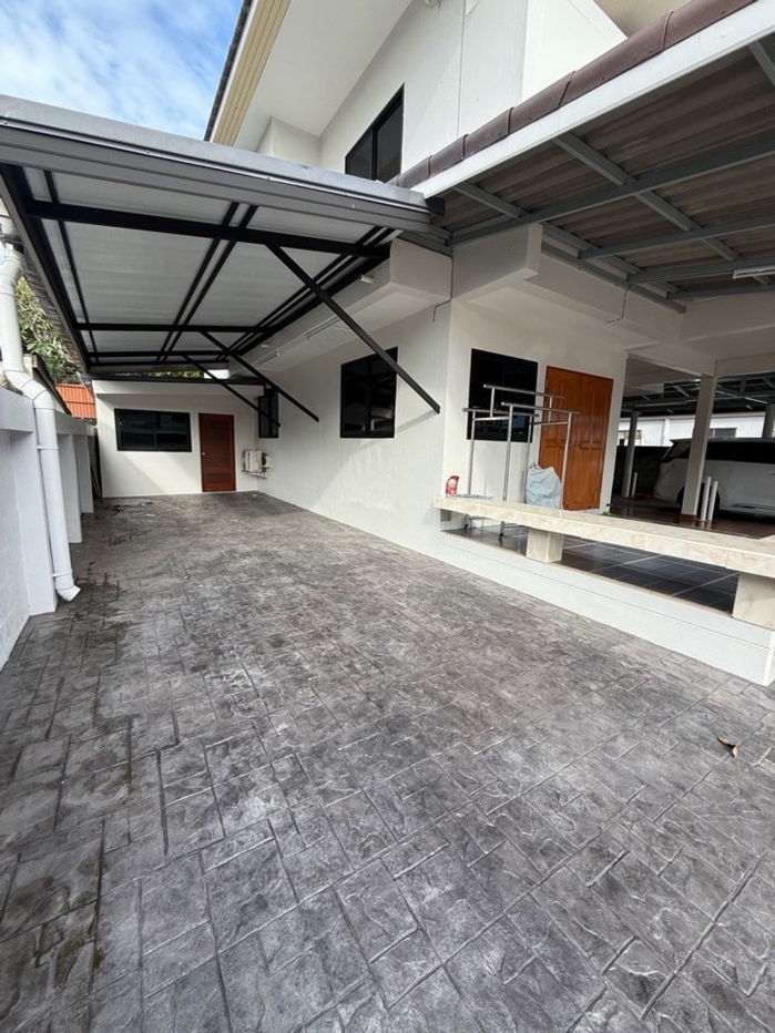 รูป  ให้ เช่าบ้านเดี่ยว หลังใหญ่ รีโนเวทใหม่ทั้งหลัง | พื้นที่ใช้สอย 250 ตร.ม. ลาดพร้าว71 - รูปที่ 5/12