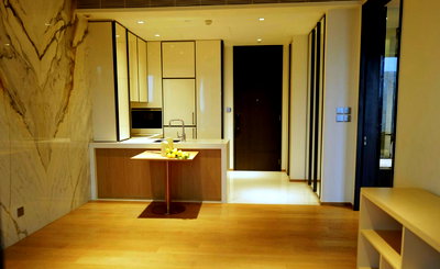 ขายคอนโด : ขาย บีทนิค สุขุมวิท 32 สวย ใจกลางสุขุมวิท ทำเลดี ใกล้ BTS ทองหล่อ สนใจแอตไลน์ครับ@841qqlnr