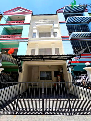 Townhouses for rent BTS Udom Suk : Newly renovated Townhome for RENT Sukhumvit 101/1 Near BTS Punnawithi (SPSP570) 