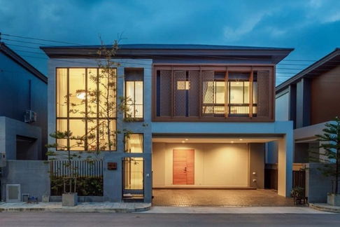 For rent- Modern Luxury House Move-in Ready