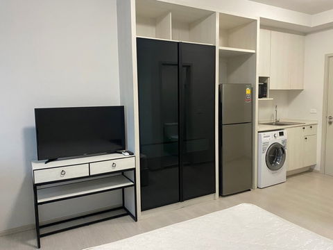 For rent Chapter One Shine Bangpo Studio 23FL 23Sqm.  [Line: Yosita828]