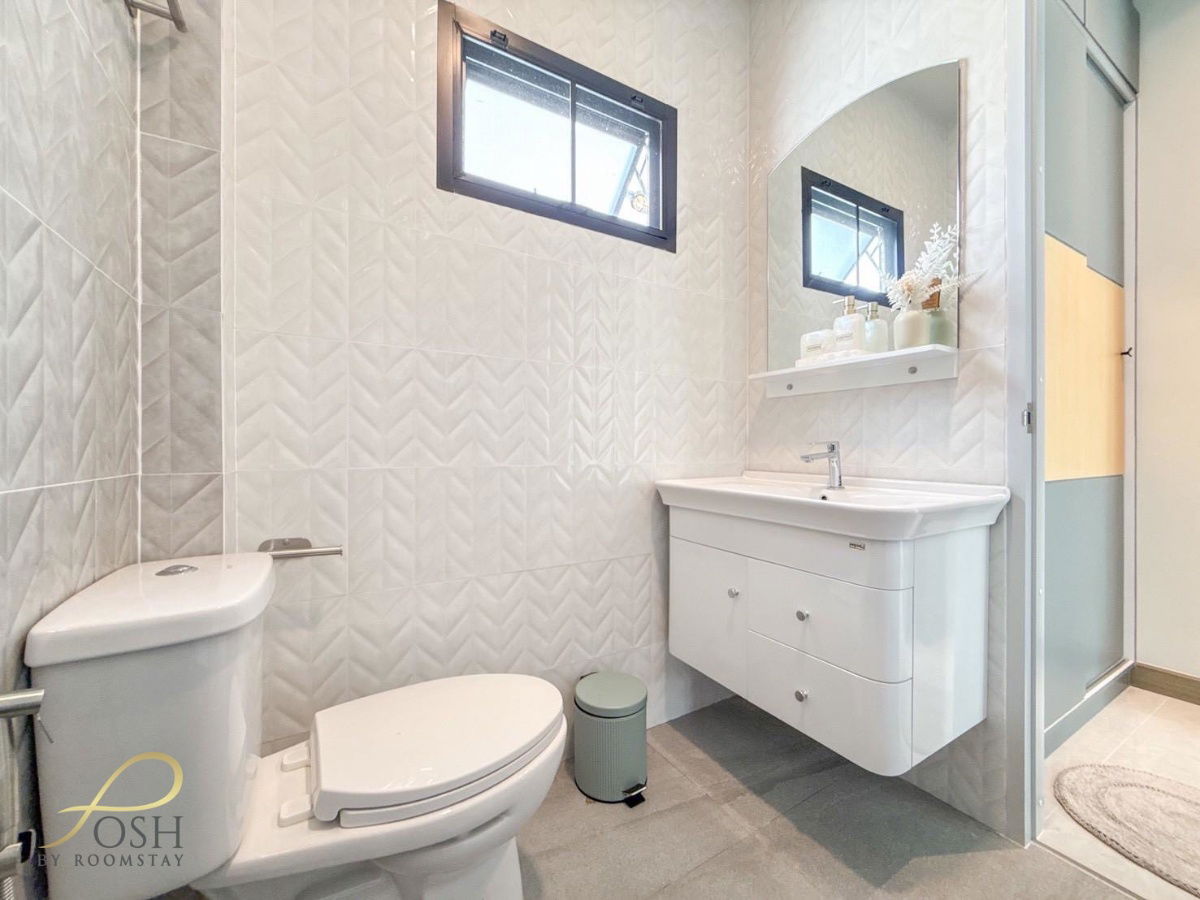 รูป หมู่บ้าน เจ้าฟ้า เคที นาบอน ฉลอง - บ้านแฝด (หลังมุม) รีโนเวทใหม่ มาพร้อมพื้นที่ระเบียงดาดฟ้า - เฟอร์นิเจอร์พร้อมเข้าอยู่ ใกล้โรบินสันฉลองเพียง 3 นาที - รูปที่ 13/24