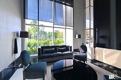 🚨 Hot Unit! 🚨RHYTHM Ratchada-Huaikhwang - Ready to Move In at the Best Price, Near MRT Rama 9
