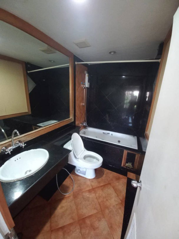 picture For Rent/Sale Townhouse Baan Klangmuang Rama9   Near The nine - 7/15