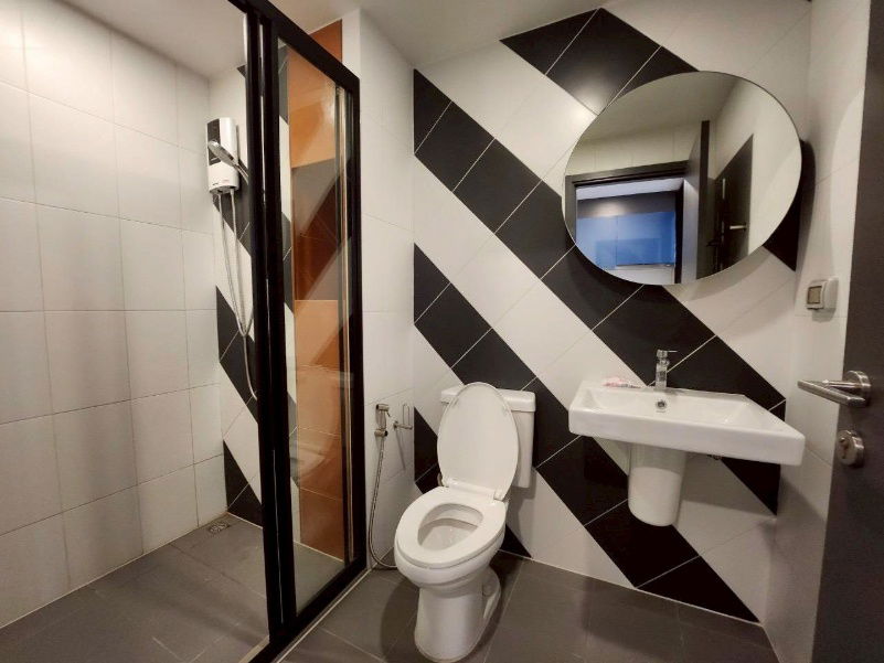 รูป ✨ให้เช่าคอนโด The Base สะพานใหม่ ห้อง Loft สวยสูงโปร่ง ใกล้ BTS เดินเพียง 30 เมตร พร้อมเฟอร์ครบเข้าอยู่ได้ทันที✨ - รูปที่ 4/17