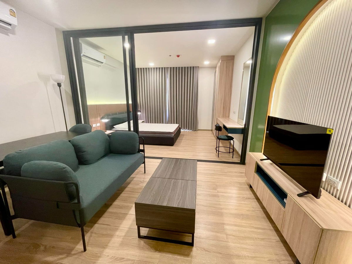 picture XT Phayathai【𝐑𝐄𝐍𝐓】🔥Light-toned wood furniture mixed with modern designs makes the room look bright, clean🔥 Contact Line ID: @hacondo - 4/10