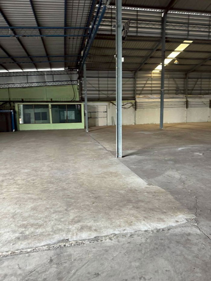 picture For rent Warehouse area 1,940 sq.m. at Sai4 road - 7/8