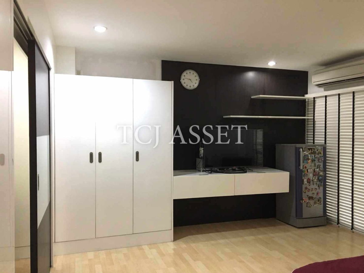 picture Townhouse for Sale : Areeya Mandarina Sukhumvit 77 - 4/11