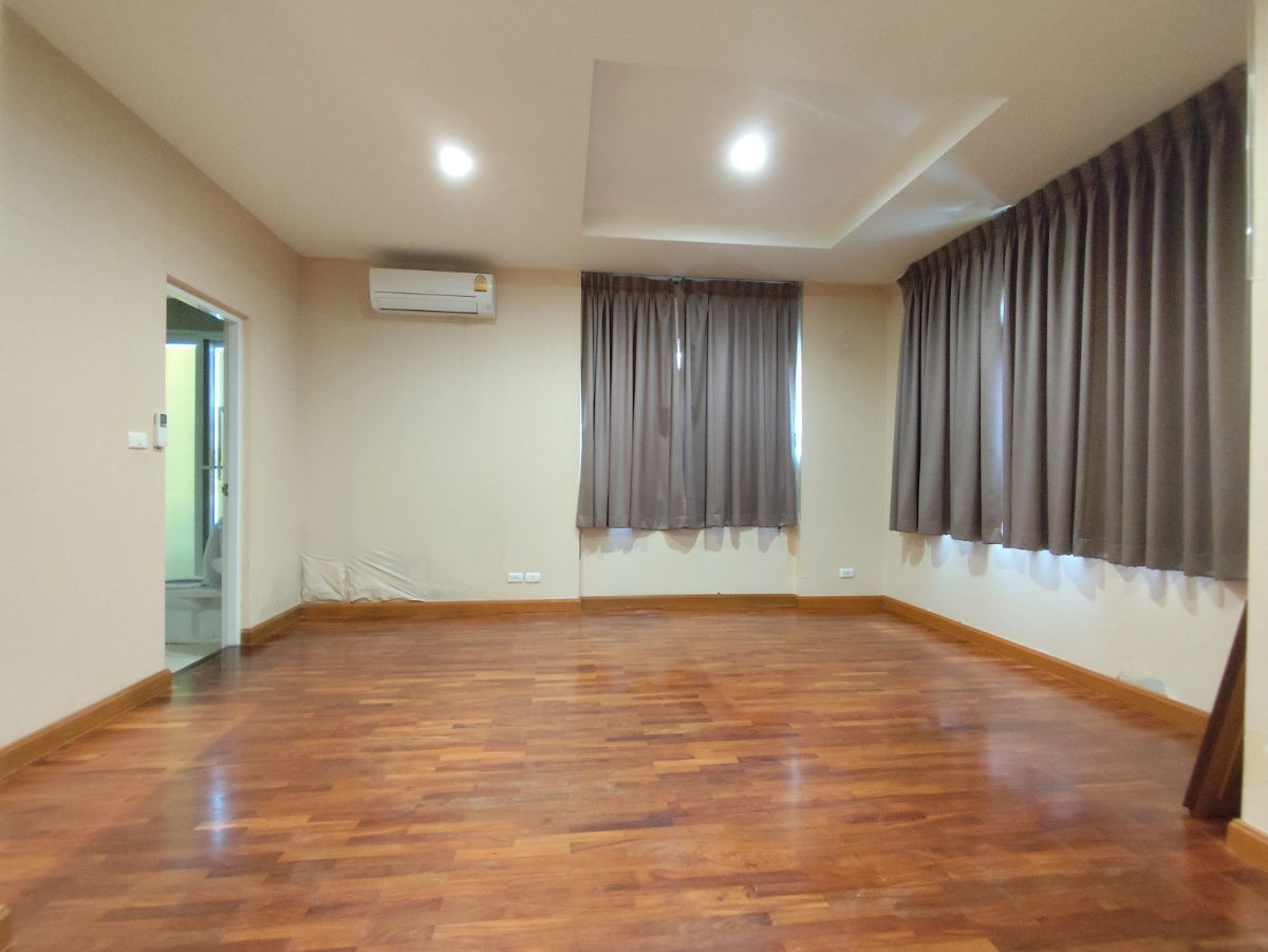 รูป 🏡 ขายบด 2 ชั้น หมู่บ้าน วรารมย์ พหลโยธิน–สายไหม 60 ตรว 3น 3น้ำ ทำเลดี สวยสะอาดน่าอยู่  - รูปที่ 44/60