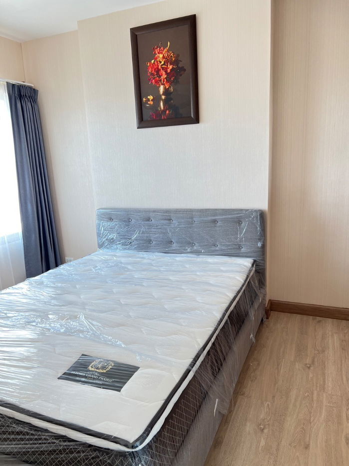 picture  Condo next to Central Festival, near Bangkok Hospital, near an international school - 5/11