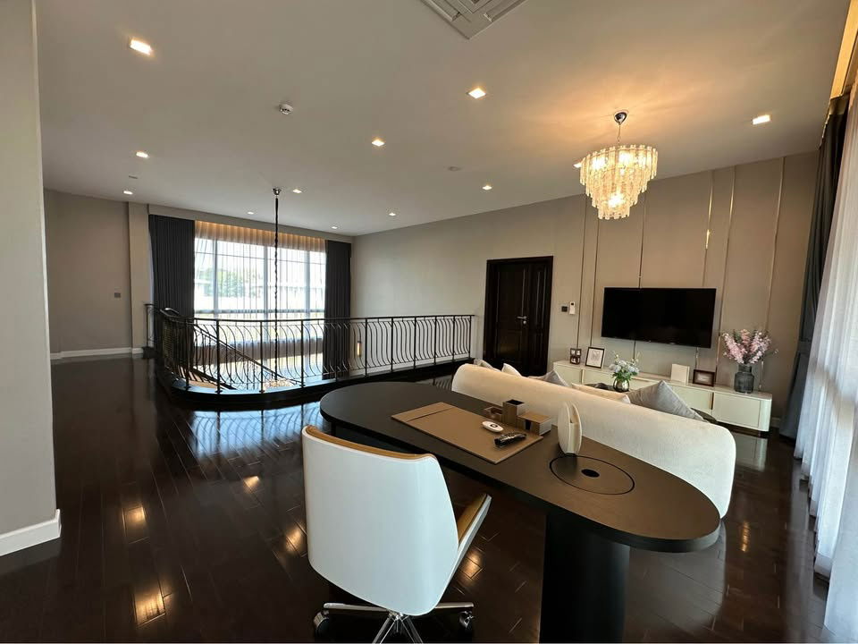 รูป HR3042ให้เช่าบ้านเดี่ยว สุดหรู ไซด์ใหญ่สุดในโครงการแกรนด์บางกอก บูเลอวาร์ด - กรุงเทพกรีฑา  - รูปที่ 32/33