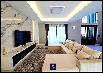 เช่าบ้านเดี่ยว สนามบินสุวรรณภูมิ : ให้เช่า แกรนด์ บางกอก บูเลอวาร์ด กรุงเทพกรีฑา (112.5 ตร.ว.) 4 นอน 5 น้ำ แต่งสวยพร้อมอยู่